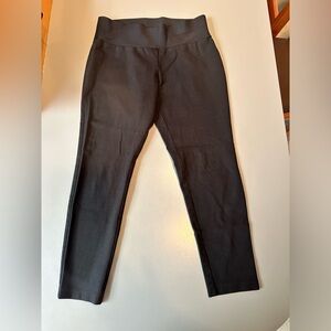 Women’s Inc. international black leggings. Size 10.